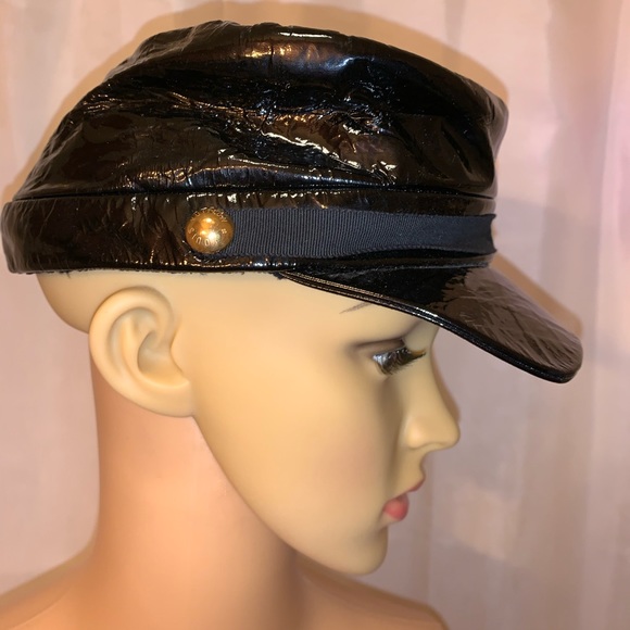 LOUIS VUITTON size SM black patent leather cap - Picture 7 of 8